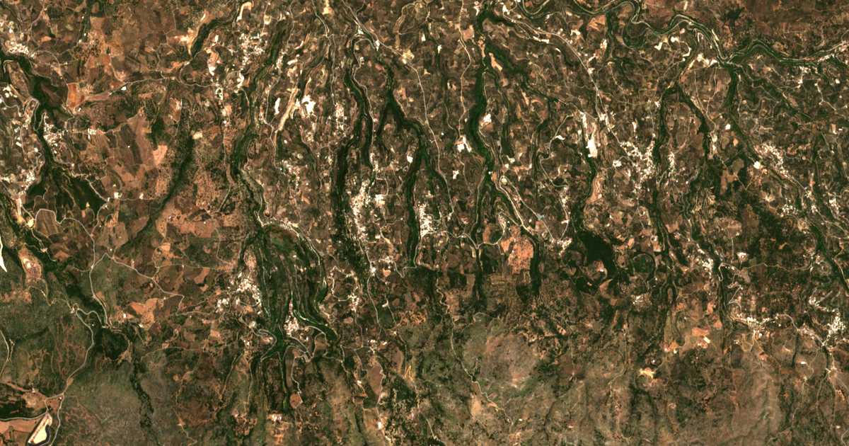 Hartă satelitară: Orthés
