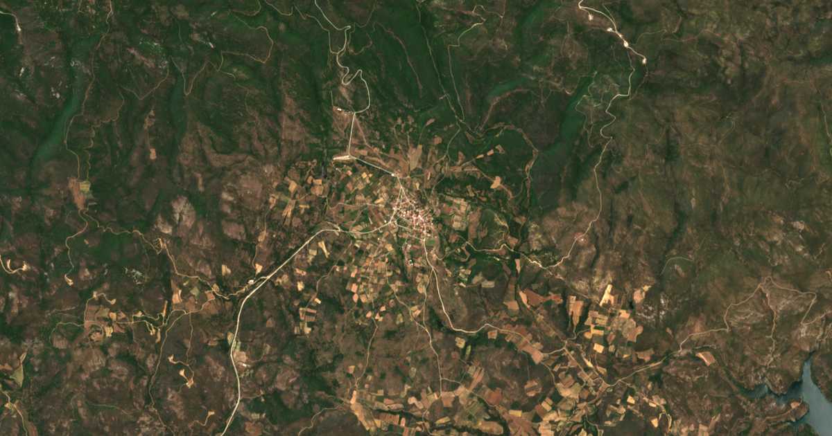 Hartă satelitară: Aisymi