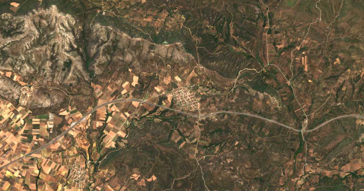 Hartă satelitară: Nípsa
