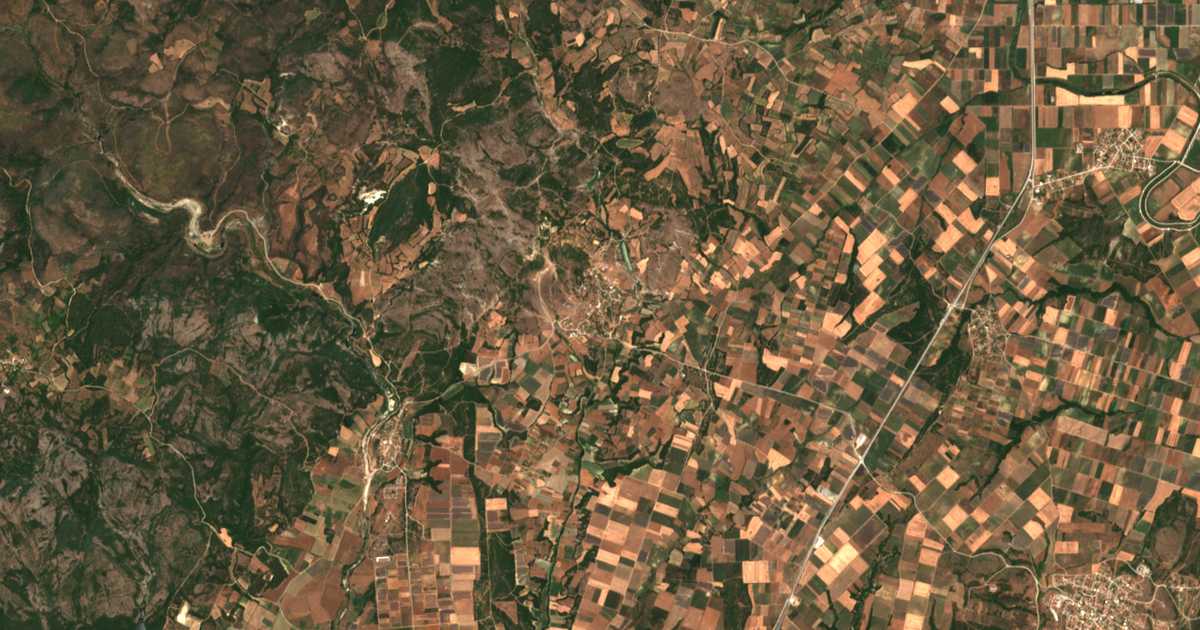 Hartă satelitară: Trifýllion