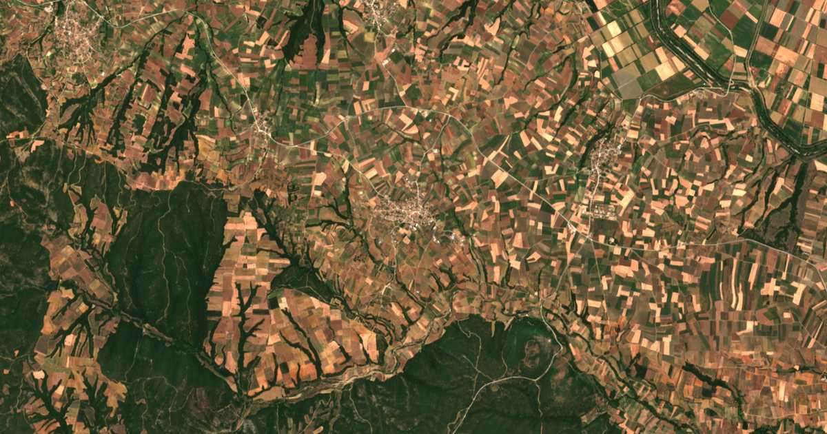 Hartă satelitară: Aspronérion