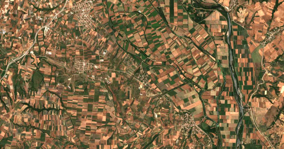 Hartă satelitară: Rígion