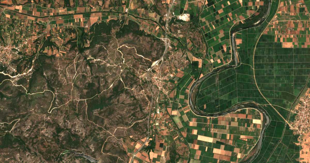 Hartă satelitară: Lykófos