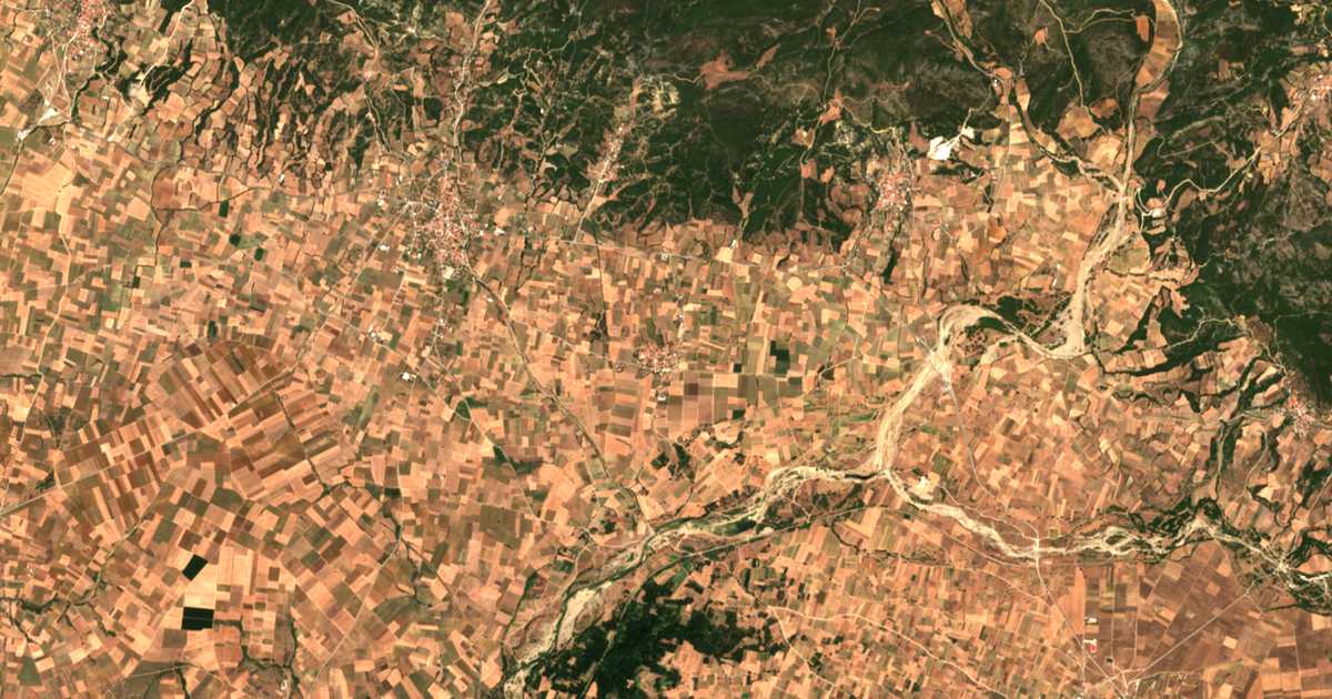 Hartă satelitară: Deiliná
