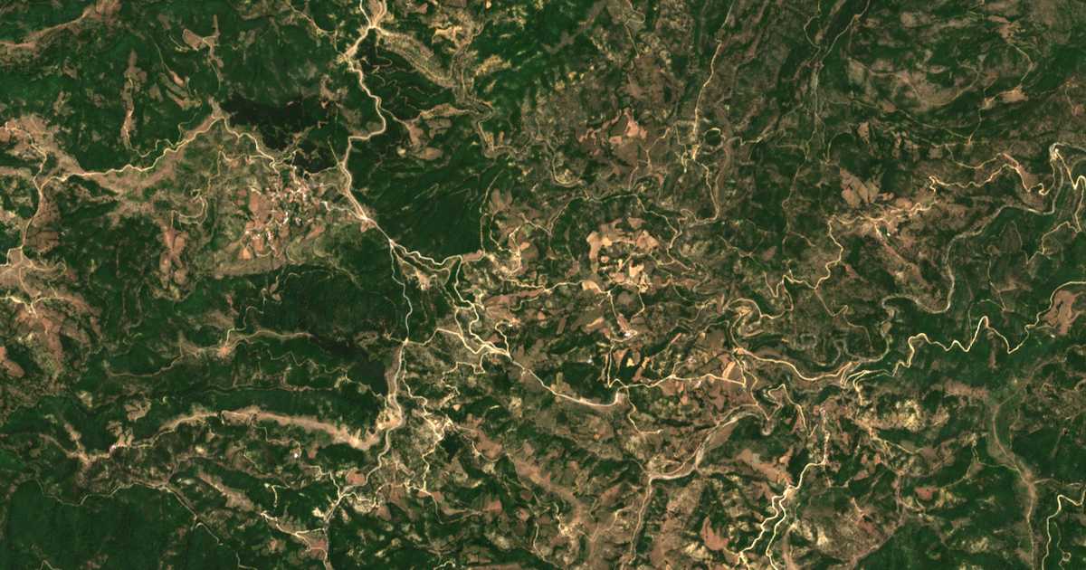 Hartă satelitară: Kerasiá