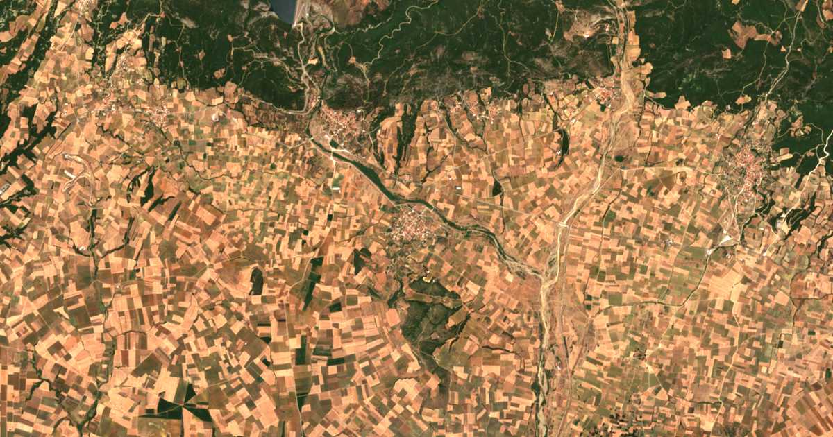 Hartă satelitară: Lamprón