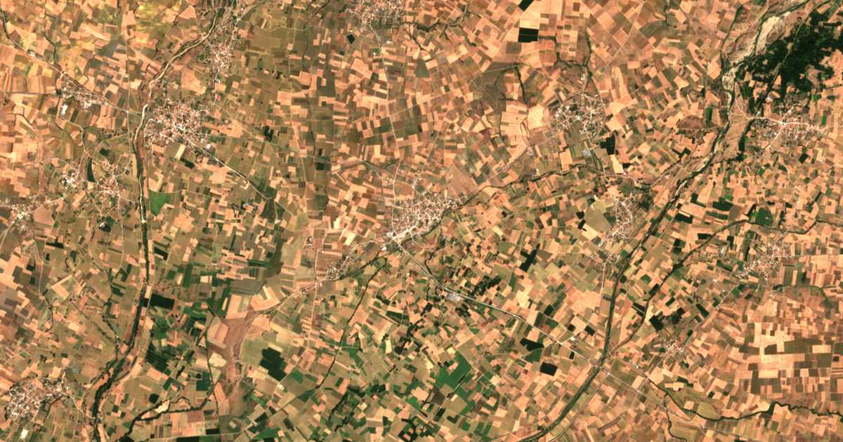 Hartă satelitară: Arísvi