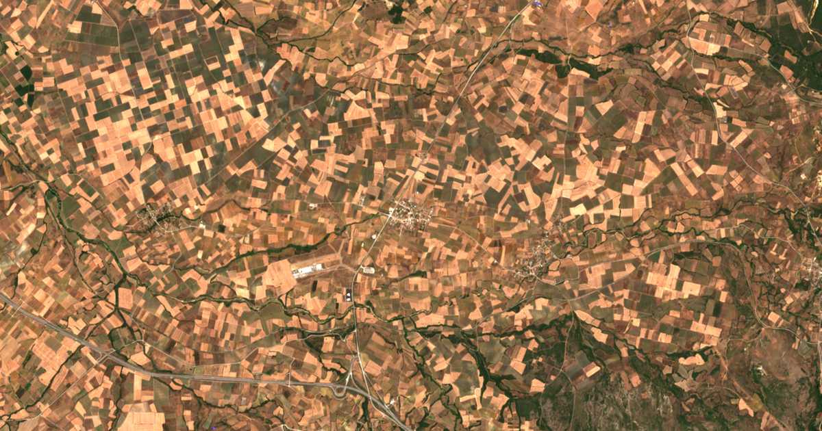 Hartă satelitară: Vélkion