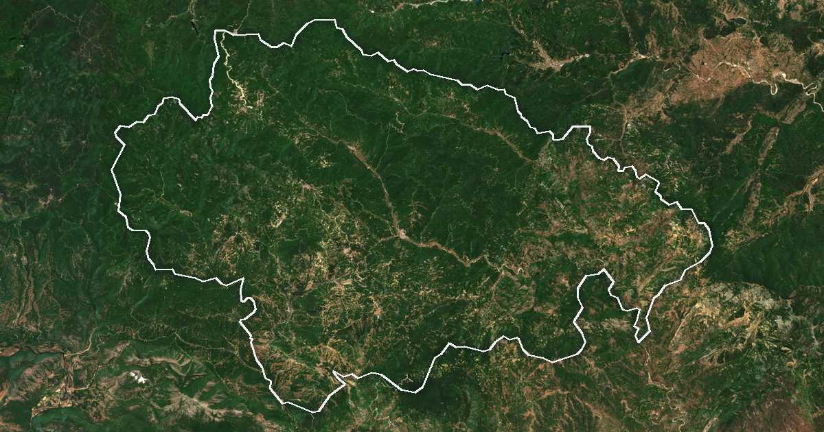 Imagine din satelit cu limita trasată: Municipalitatea Myki