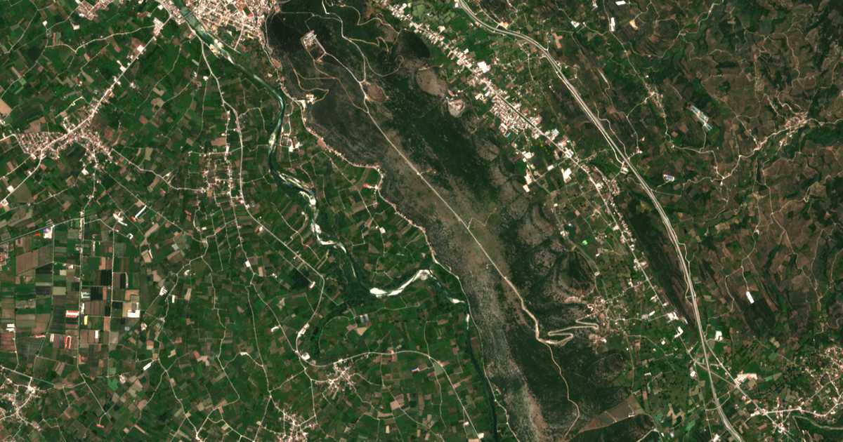Hartă satelitară: Glykórrizon