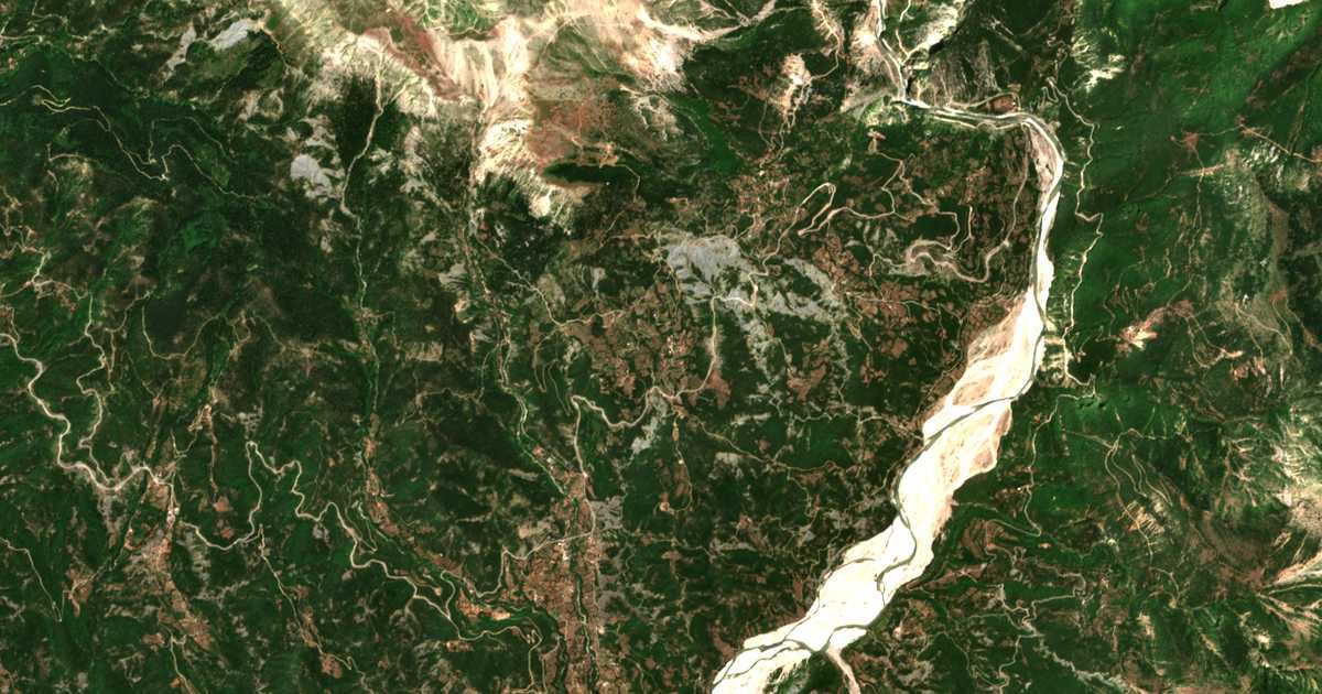 Hartă satelitară: Ágios Nikólaos
