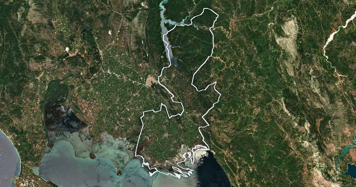 Imagine din satelit cu limita trasată: Dímos Nikoláou Skoufá