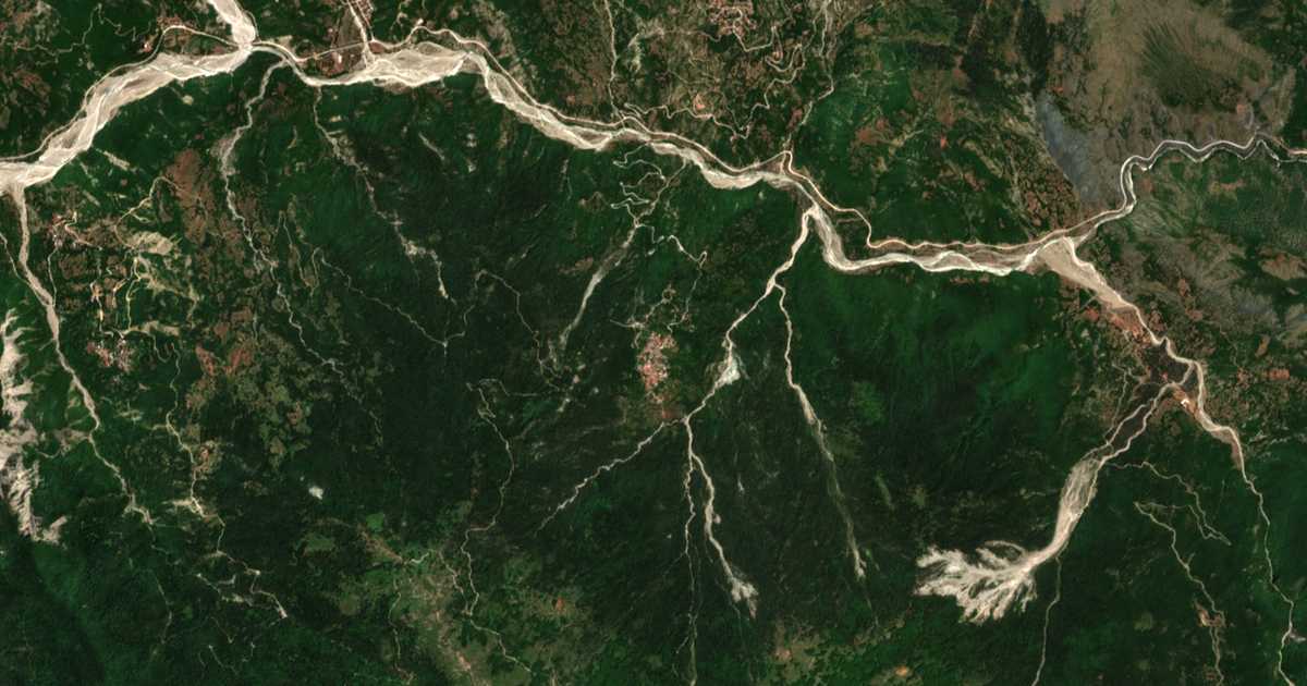Hartă satelitară: Drosopigí