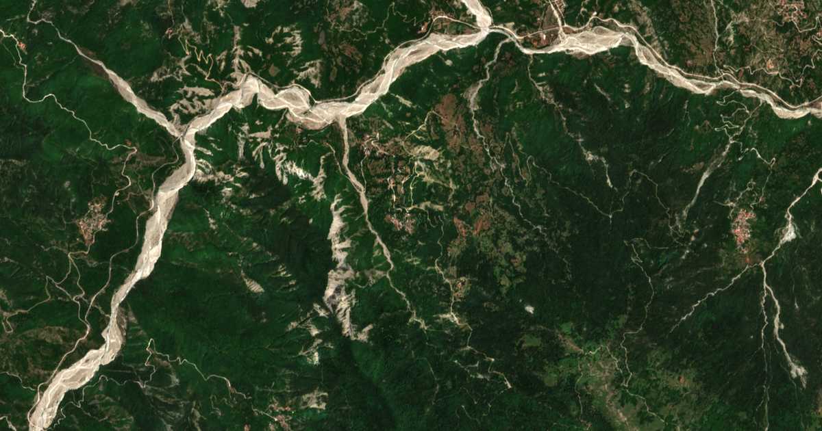 Hartă satelitară: Lagkáda
