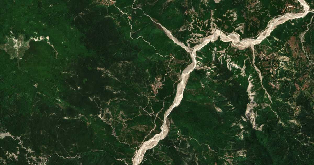 Hartă satelitară: Pyrsogianni