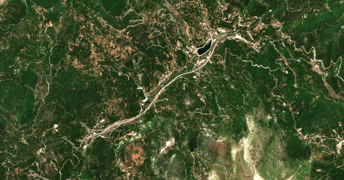 Hartă satelitară: Tampoúria