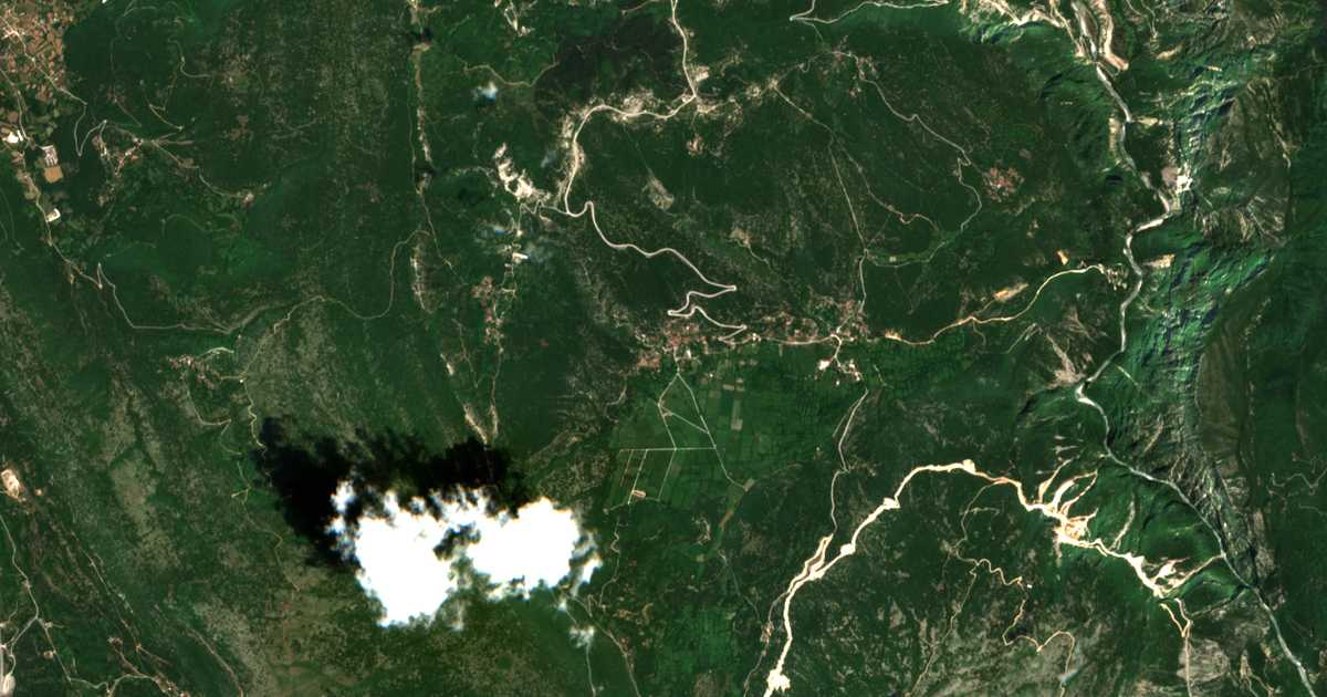 Hartă satelitară: Plaísia