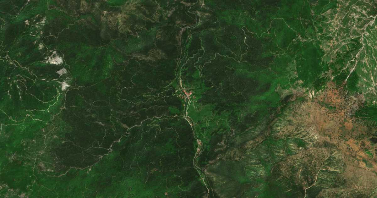 Hartă satelitară: Vovoúsa