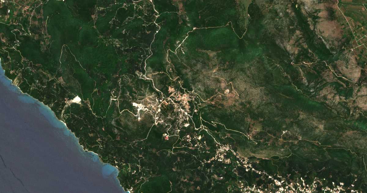 Hartă satelitară: Agiá