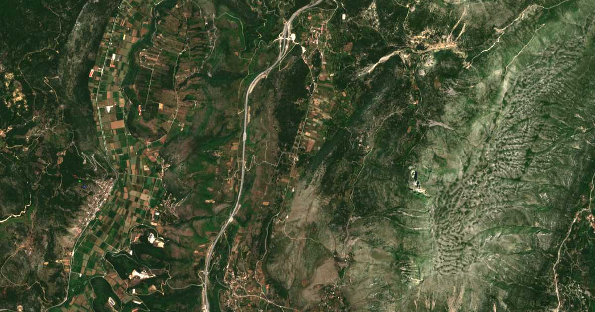 Hartă satelitară: Xirókampos