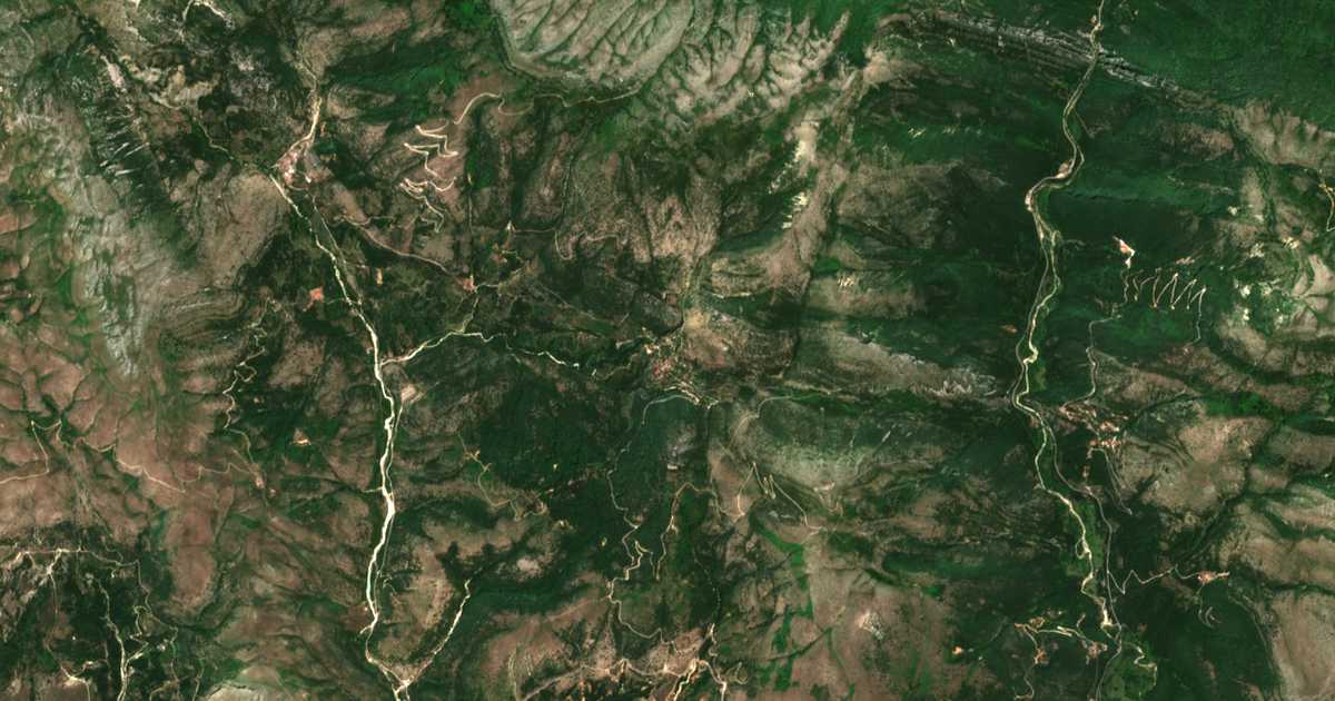 Hartă satelitară: Plaísion