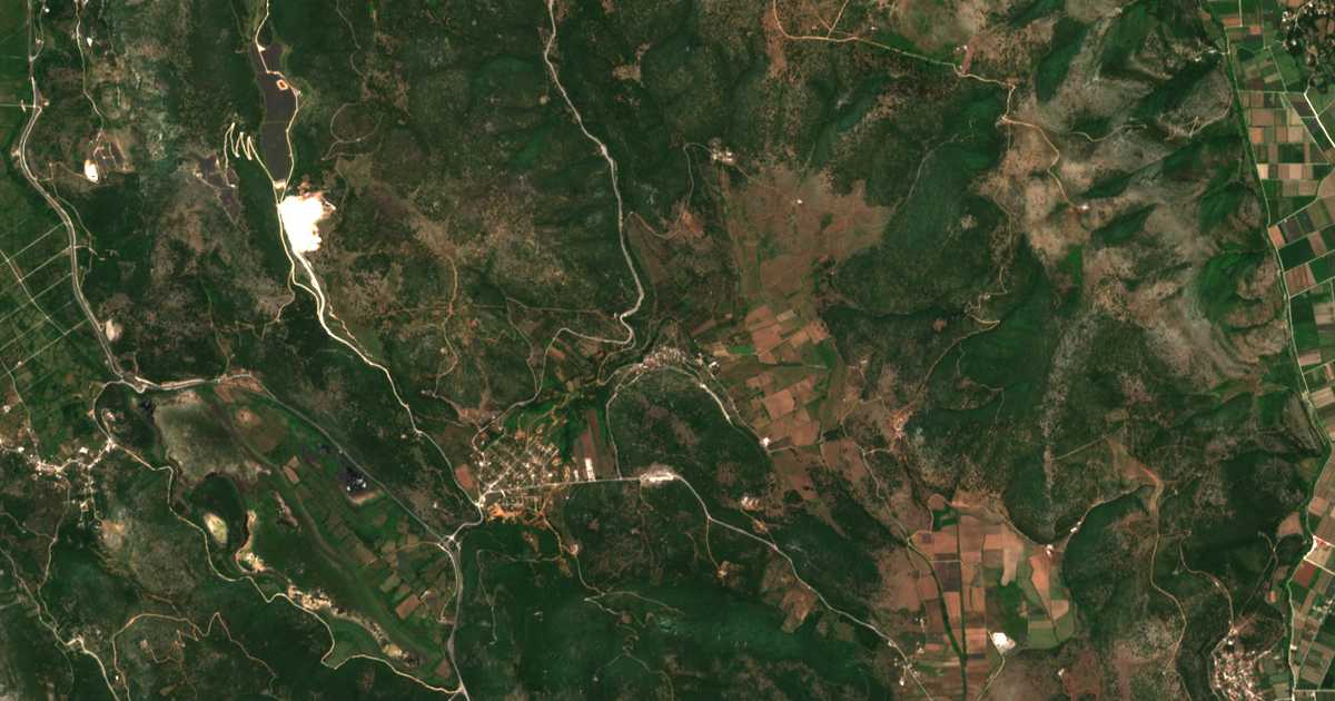 Hartă satelitară: Spatharaíoi