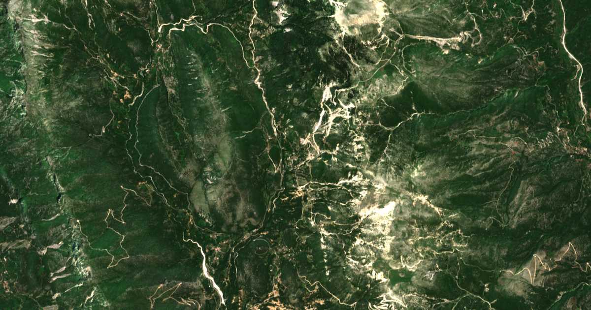 Hartă satelitară: Koukoulioí