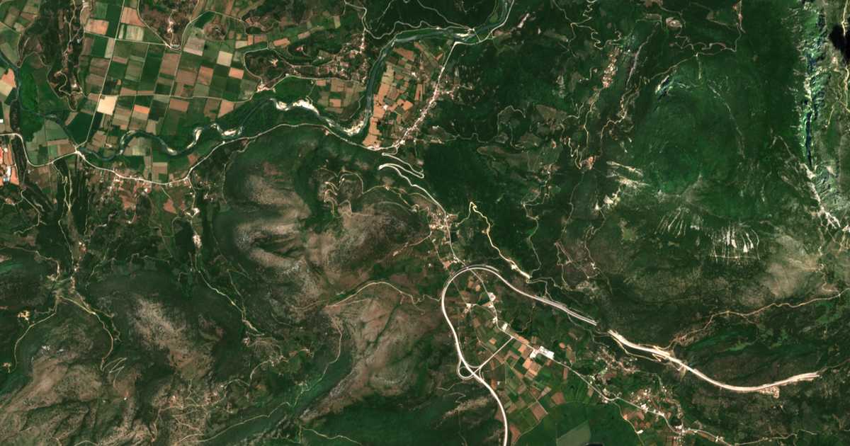 Hartă satelitară: Neochórion