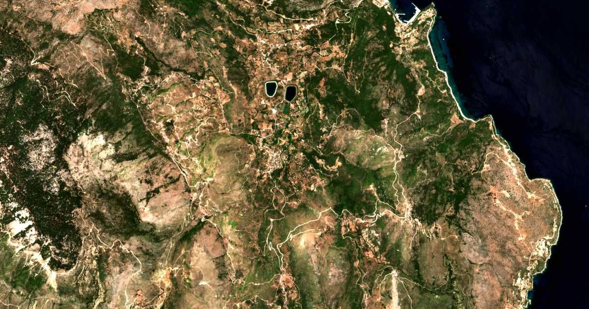 Hartă satelitară: Agia Eirini