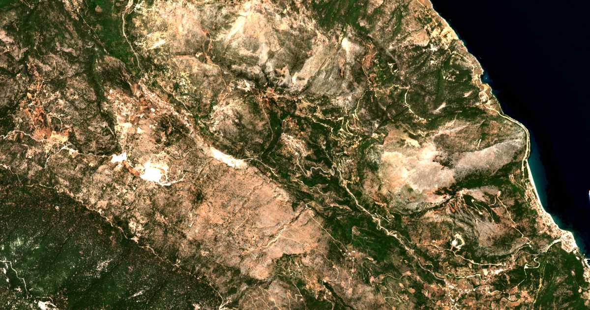 Hartă satelitară: Ágios Nikólaos