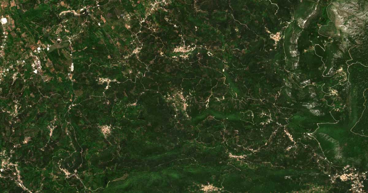 Hartă satelitară: Klimatiá