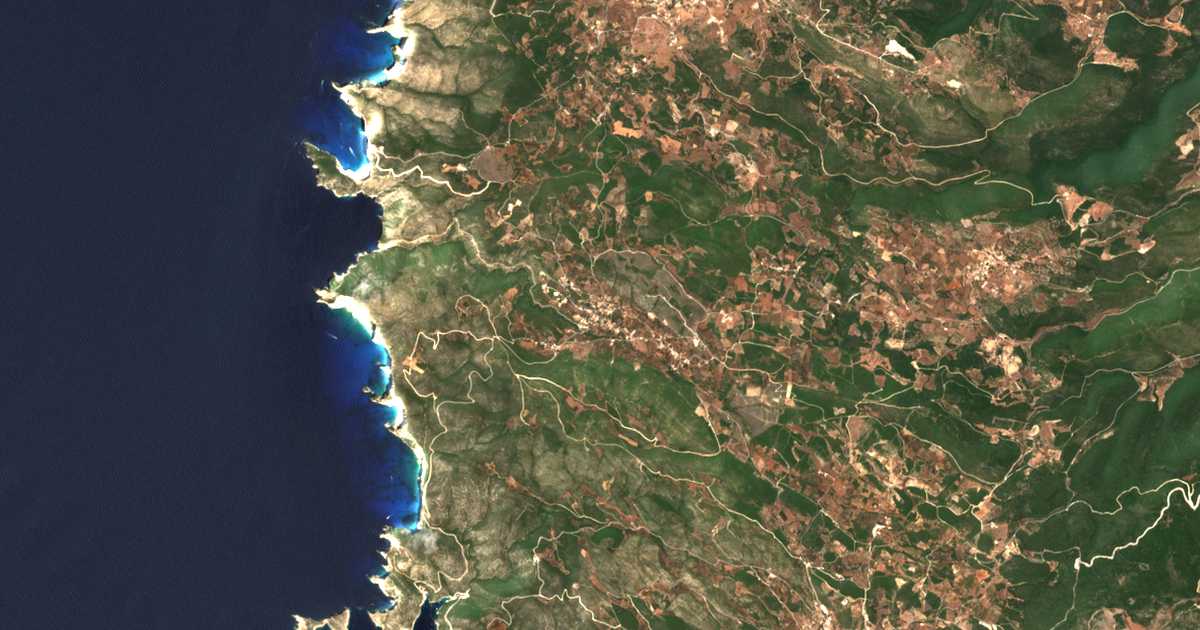 Hartă satelitară: Anafonítria