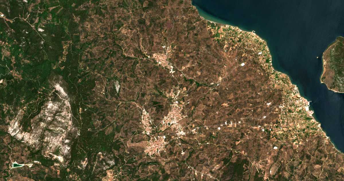 Hartă satelitară: Plakádos