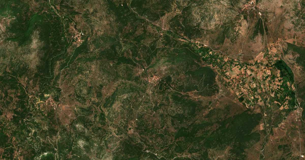 Hartă satelitară: Prásinon