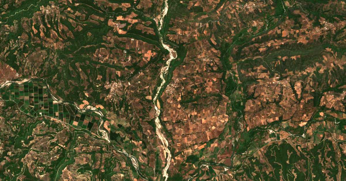 Hartă satelitară: Tripotamiá