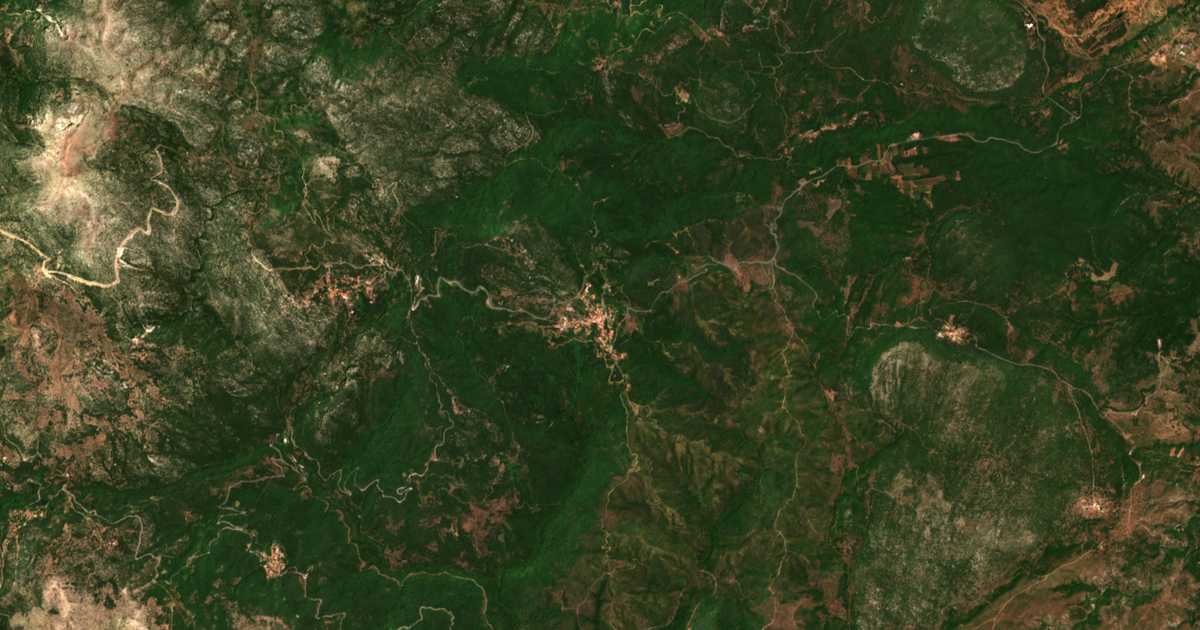 Hartă satelitară: Isari