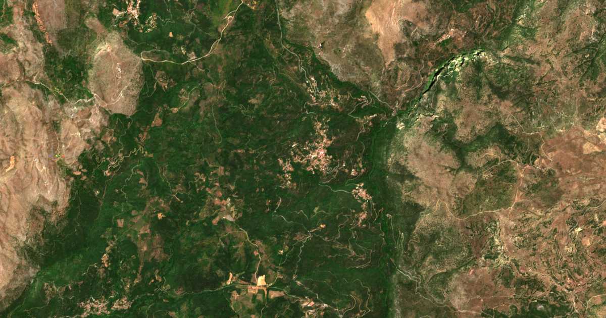 Hartă satelitară: Kastríon