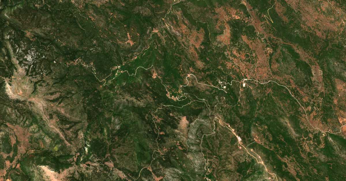 Hartă satelitară: Kounoupiá