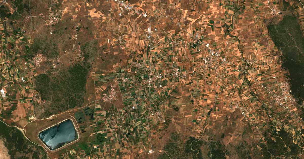 Hartă satelitară: Kerasítsa