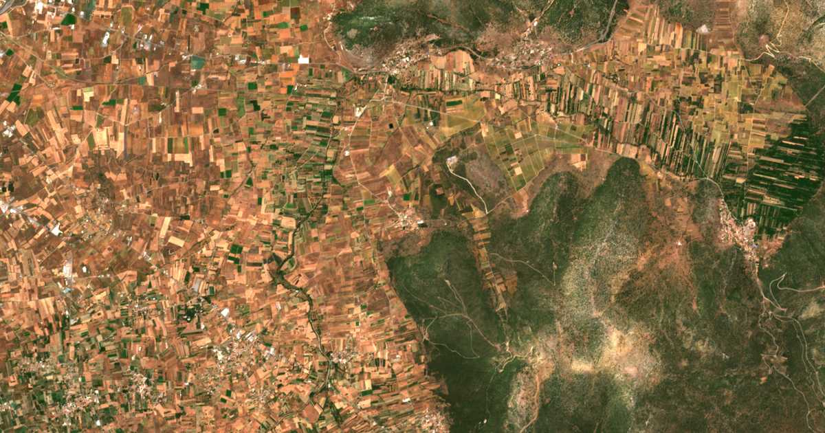 Hartă satelitară: Lithovoúnia