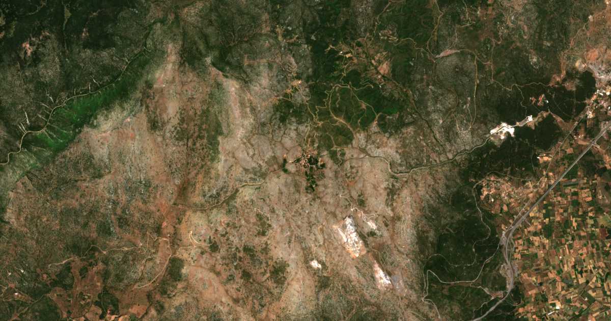 Hartă satelitară: Valtétsion
