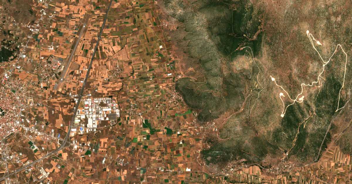 Hartă satelitară: Zevgolateíon