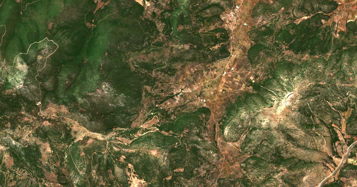 Hartă satelitară: Gymnón