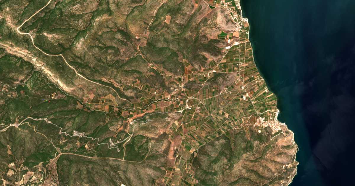 Hartă satelitară: Kalamákion