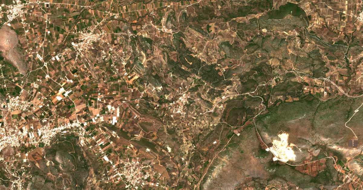 Hartă satelitară: Pyrgiótika
