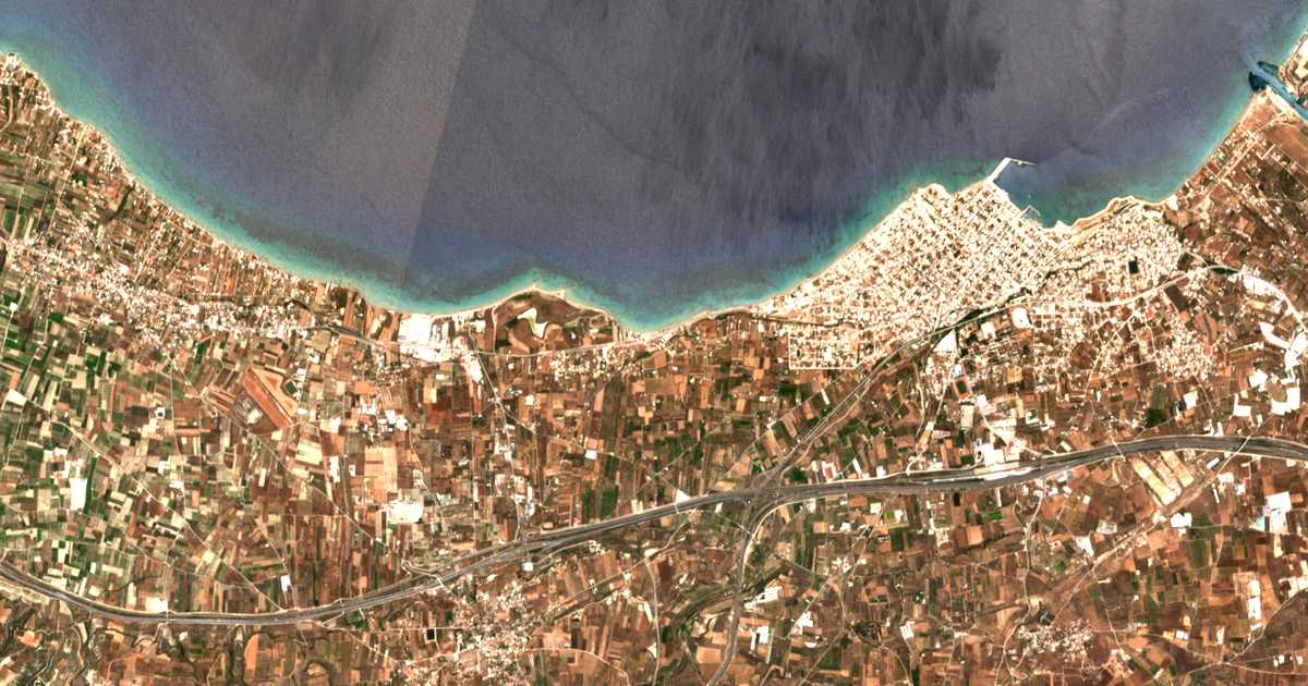 Hartă satelitară: Archaío Limáni