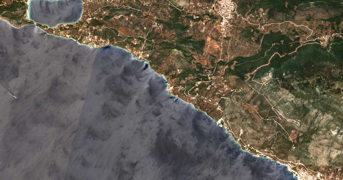 Hartă satelitară: Flámpouro