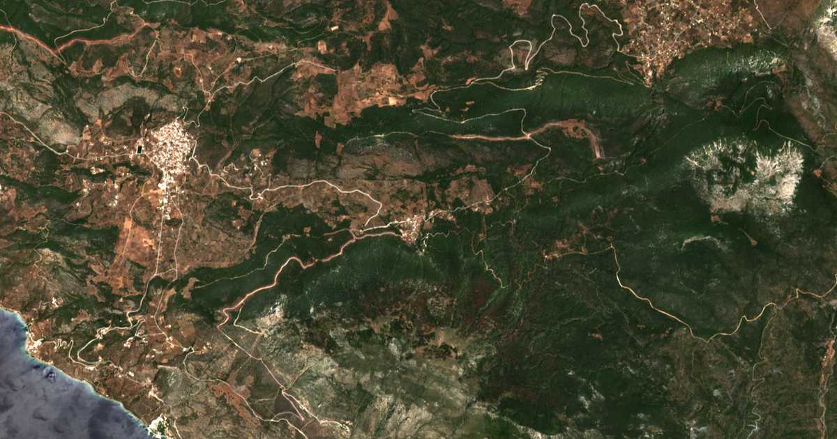 Hartă satelitară: Písia