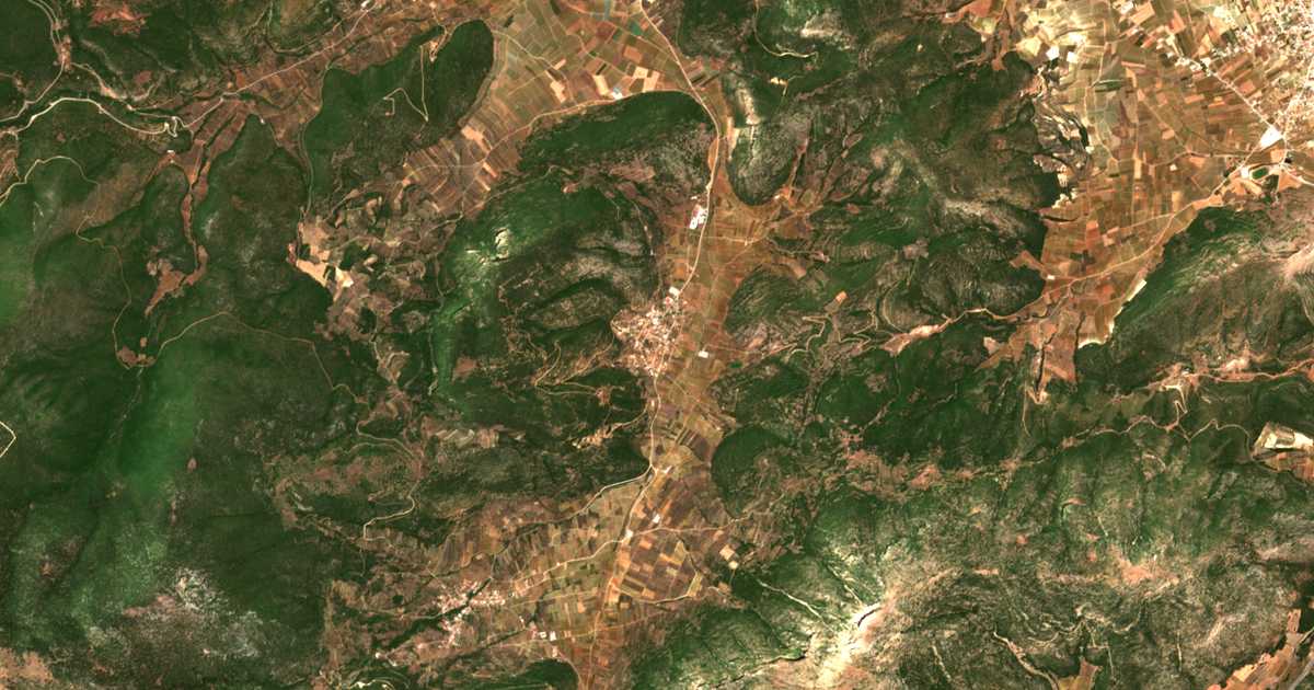 Hartă satelitară: Leóntion