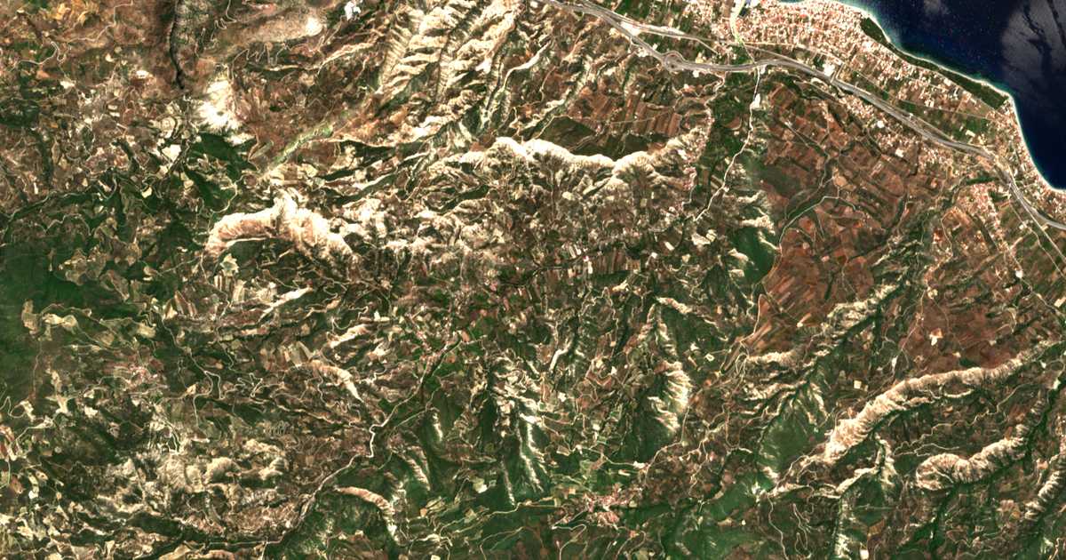 Hartă satelitară: Georgantaíika